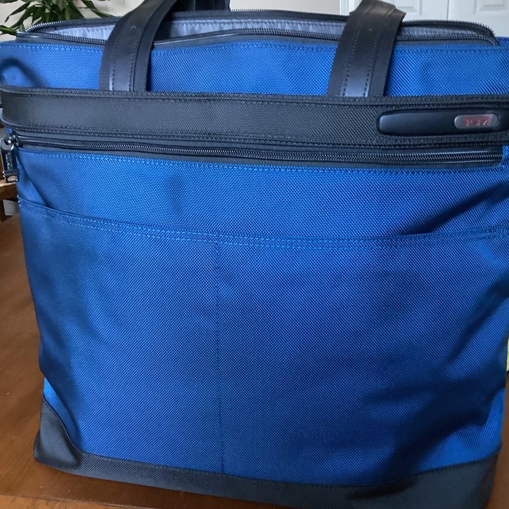 TUMI Companion Tote